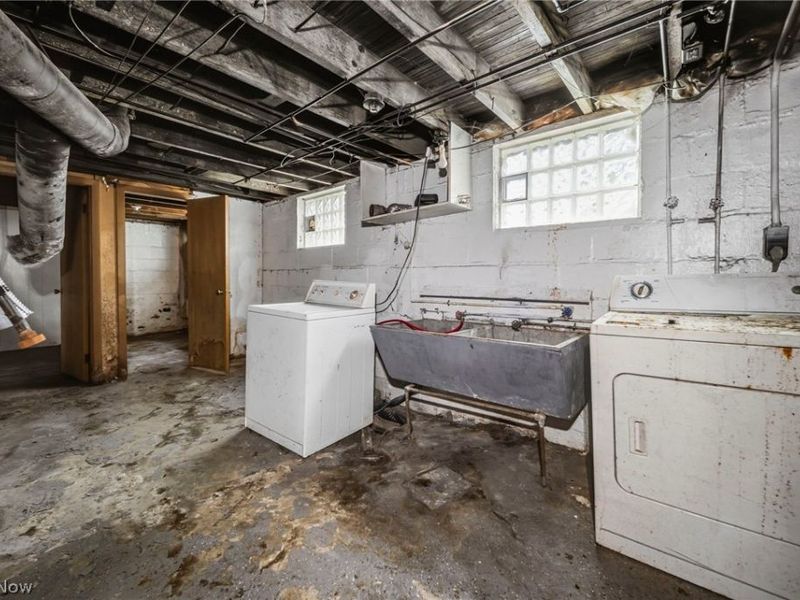 4150 E 142nd Street, Cleveland, OH 44128 Photo 27