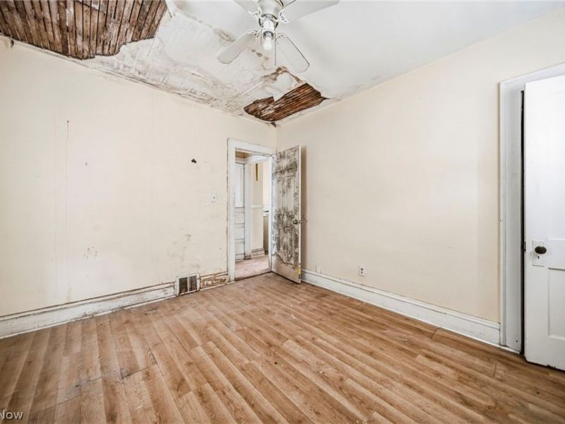 4150 E 142nd Street, Cleveland, OH 44128 Photo 9