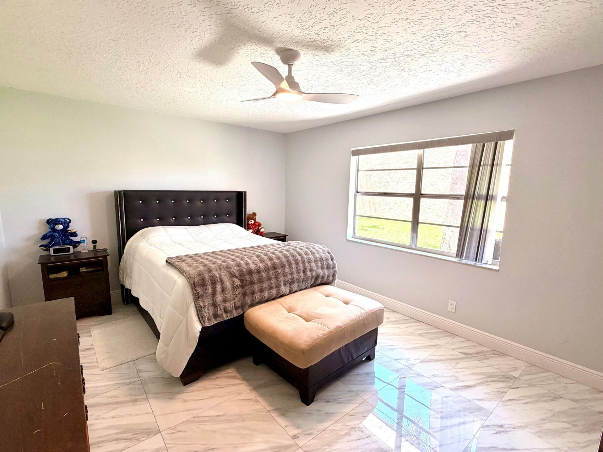 201 Lake Dora Drive, West Palm Beach, FL 33411 Photo