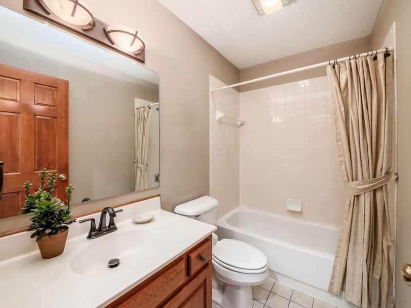 4298 Weybridge Court, Powell, OH 43065 Photo 33