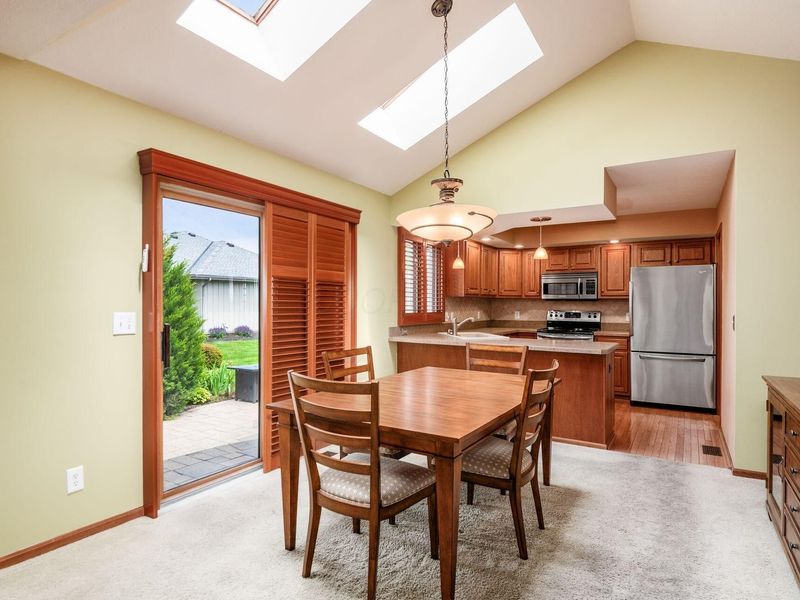 4298 Weybridge Court, Powell, OH 43065 Photo 8