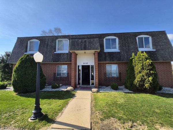 8137 Pine Island Terrace , Crown Point, IN 46307