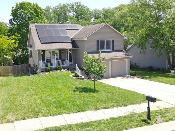 8505 N Mcdonald Avenue, Kansas City, MO 64153