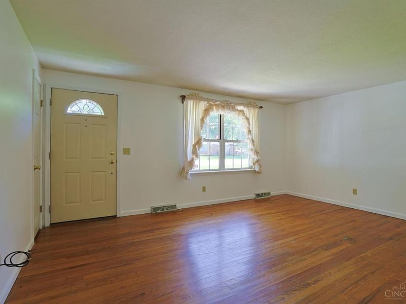 306 Smith Avenue, Mount Orab, OH 45154 Photo 3