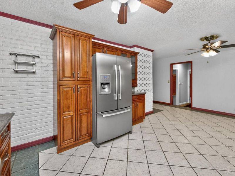 933 Robin Hill Drive, New Richmond, OH 45157 Photo 11