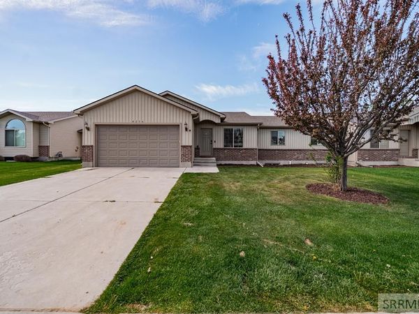 4236 Liberty Drive, AMMON, ID 83406