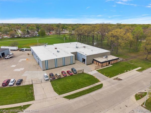 30759 Edison Drive , Roseville, MI 48066