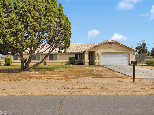 15184 Walnut, Hesperia, CA 92345