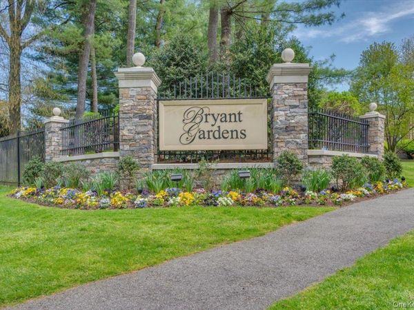 9 Bryant Crescent, Unit 2F, White Plains, NY 10605