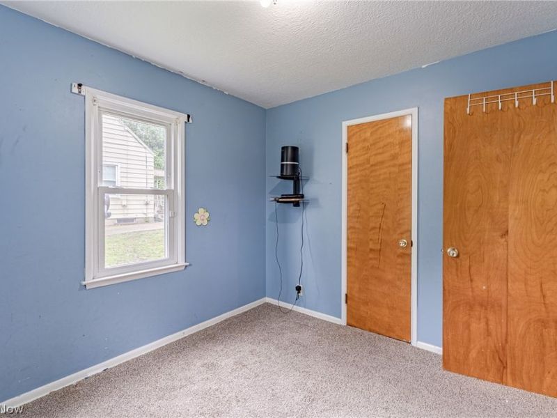 106 E Dresden Avenue, Akron, OH 44301 Photo 12