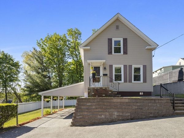 6 Highland St, Wakefield, MA 01880