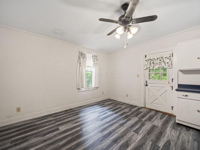 325 E Chestnut Street, Lancaster, OH 43130 Photo 9