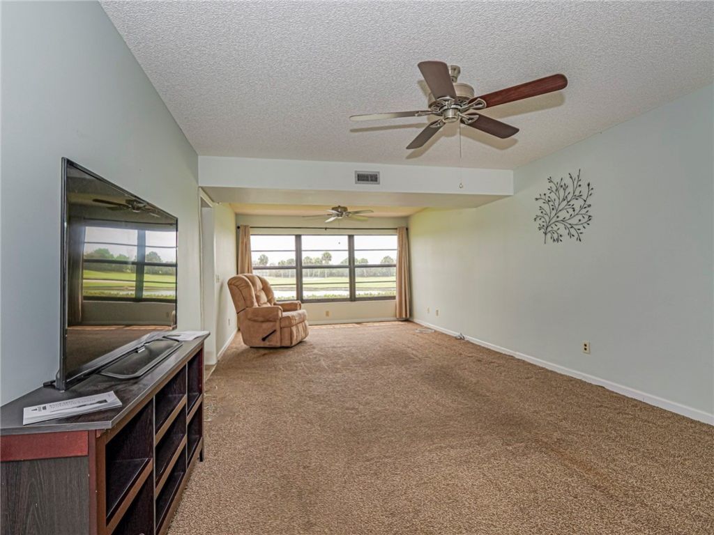 23 Plantation Drive, Unit 102, Vero Beach, FL 32966 Photo