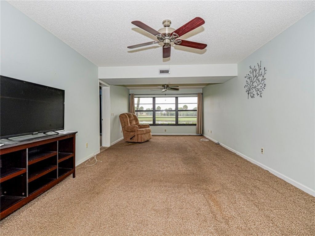 23 Plantation Drive, Unit 102, Vero Beach, FL 32966 Photo