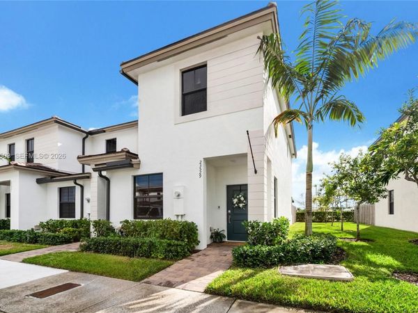 23529 SW 127th Pl , Homestead, FL 33032