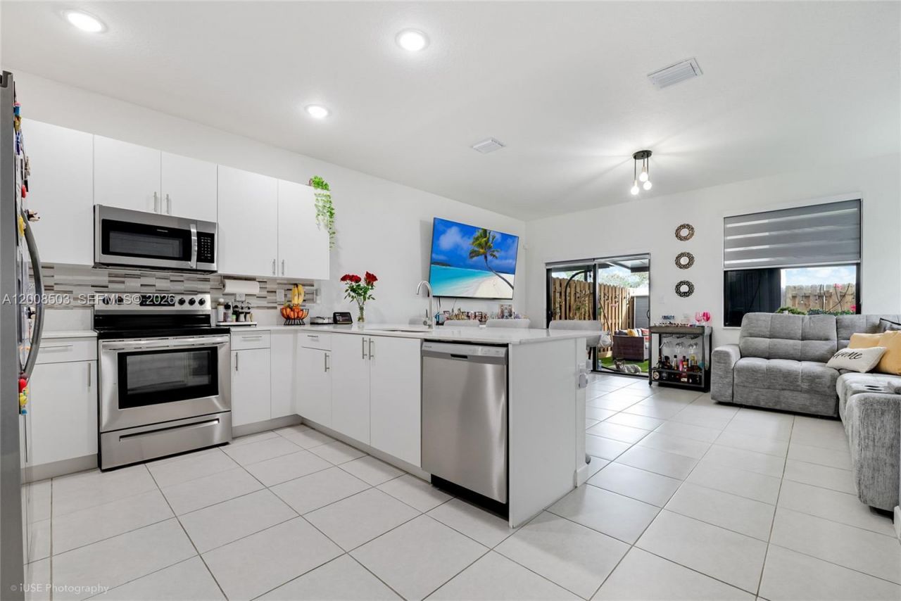 23529 SW 127th Pl , Homestead, FL 33032 Photo