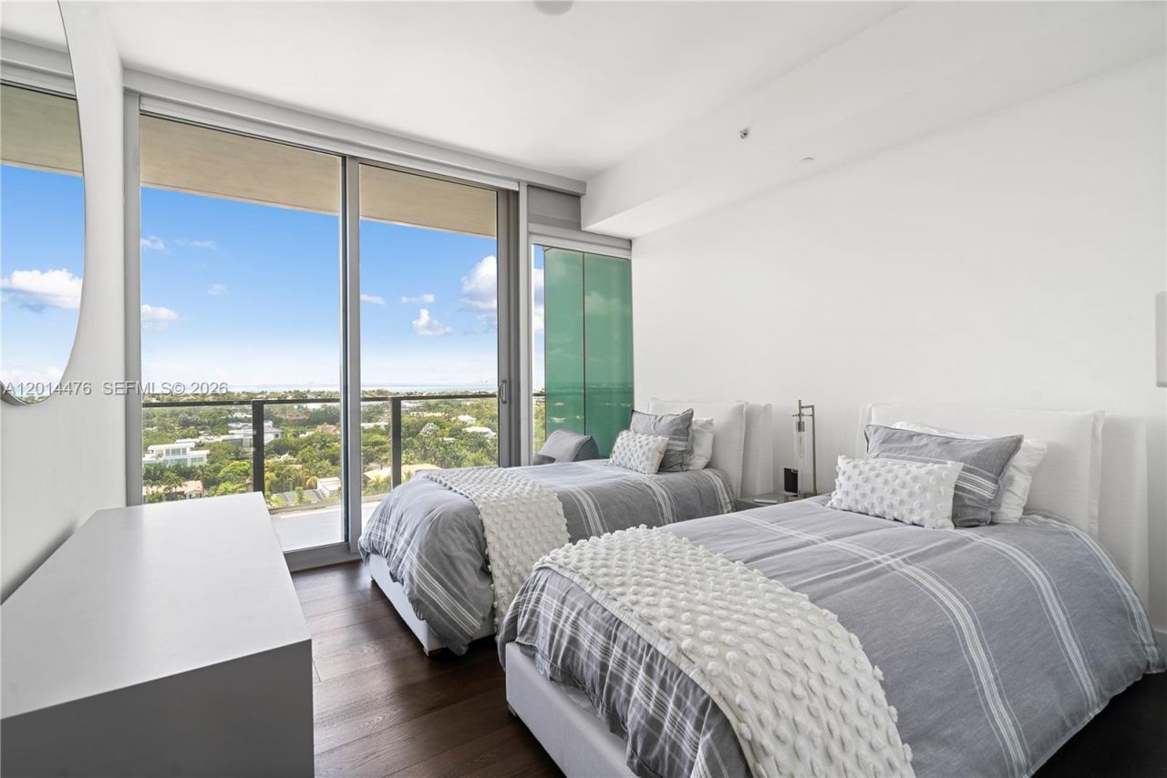 360 Ocean Dr, Unit 1106S, Key Biscayne, FL 33149 Photo