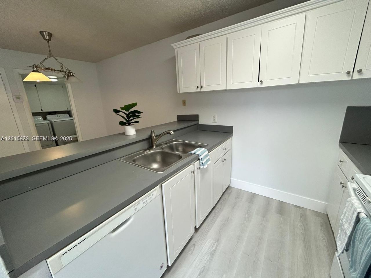 9106 SW 20th St , Unit C, Davie, FL 33324 Photo