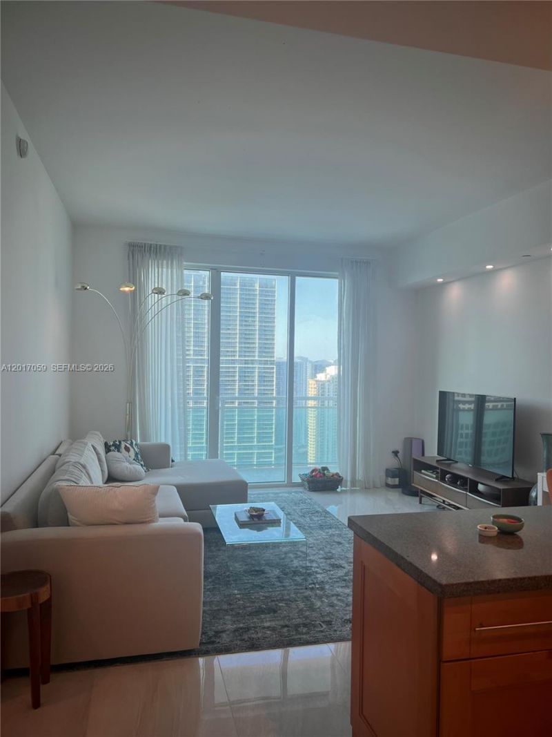 950 Brickell Bay Dr , Unit 4208, Miami, FL 33131 Photo