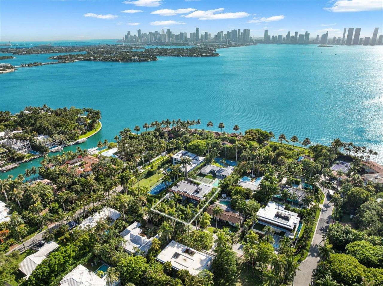 2520 Shelter Ave, Miami Beach, FL 33140 Photo