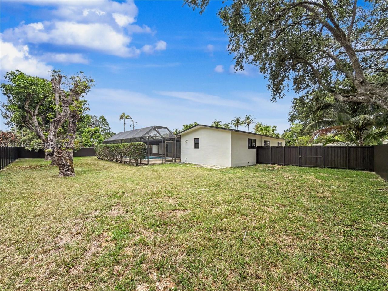 8340 SW 154th Ter, Palmetto Bay, FL 33157 Photo