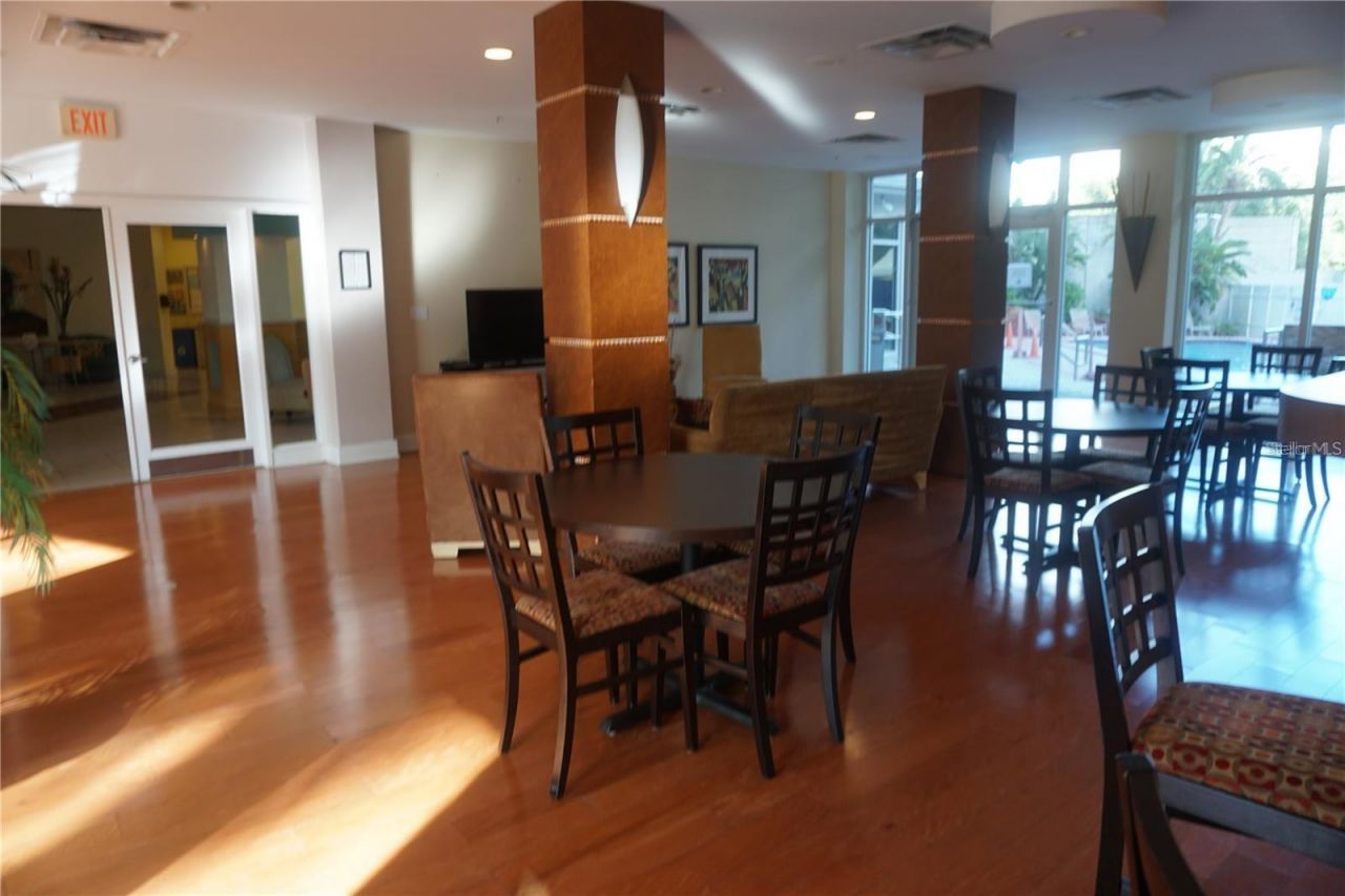 470 3rd Street S, Unit 309, Saint Petersburg, FL 33701 Photo