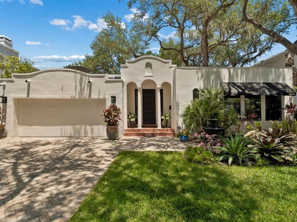 2941 W BAYSHORE COURT , TAMPA, FL 33611