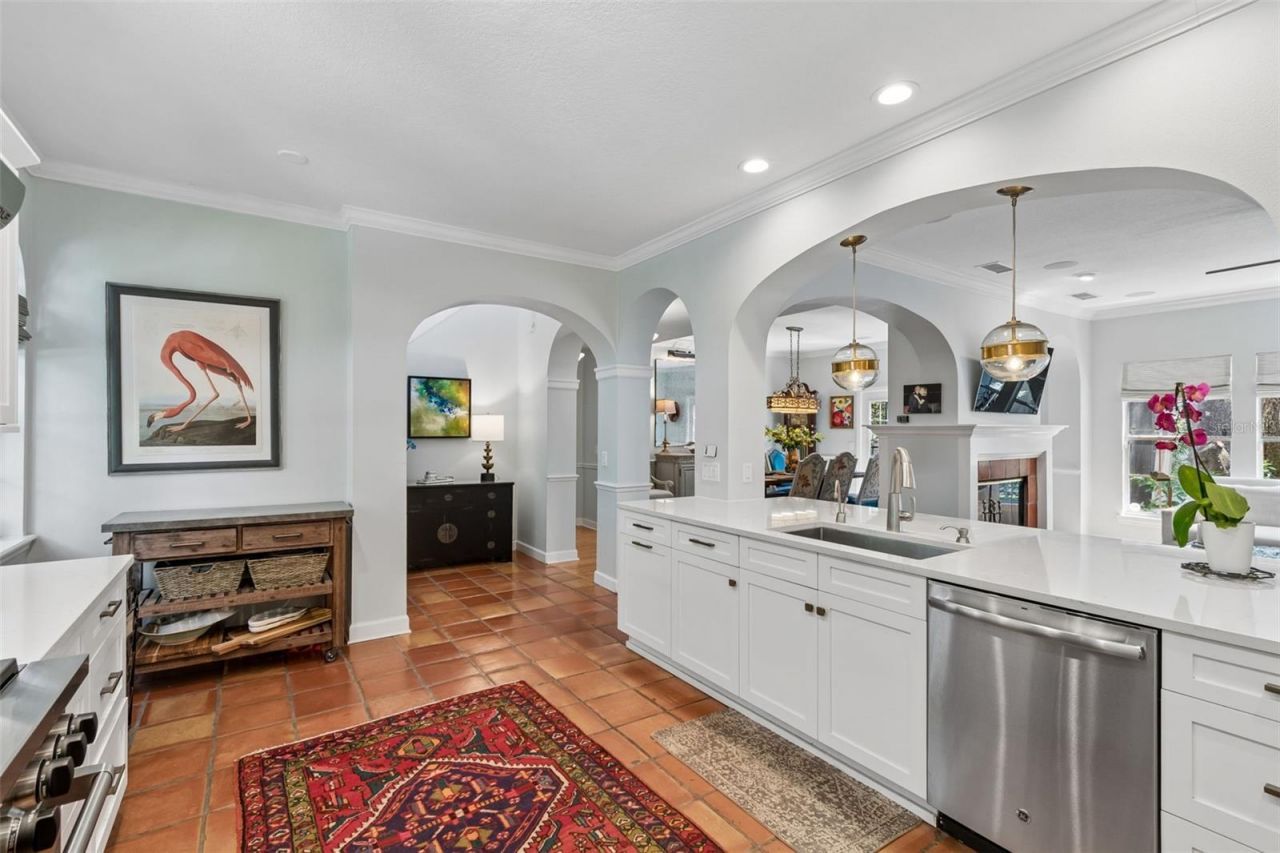 2941 W Bayshore Court, Tampa, FL 33611 Photo