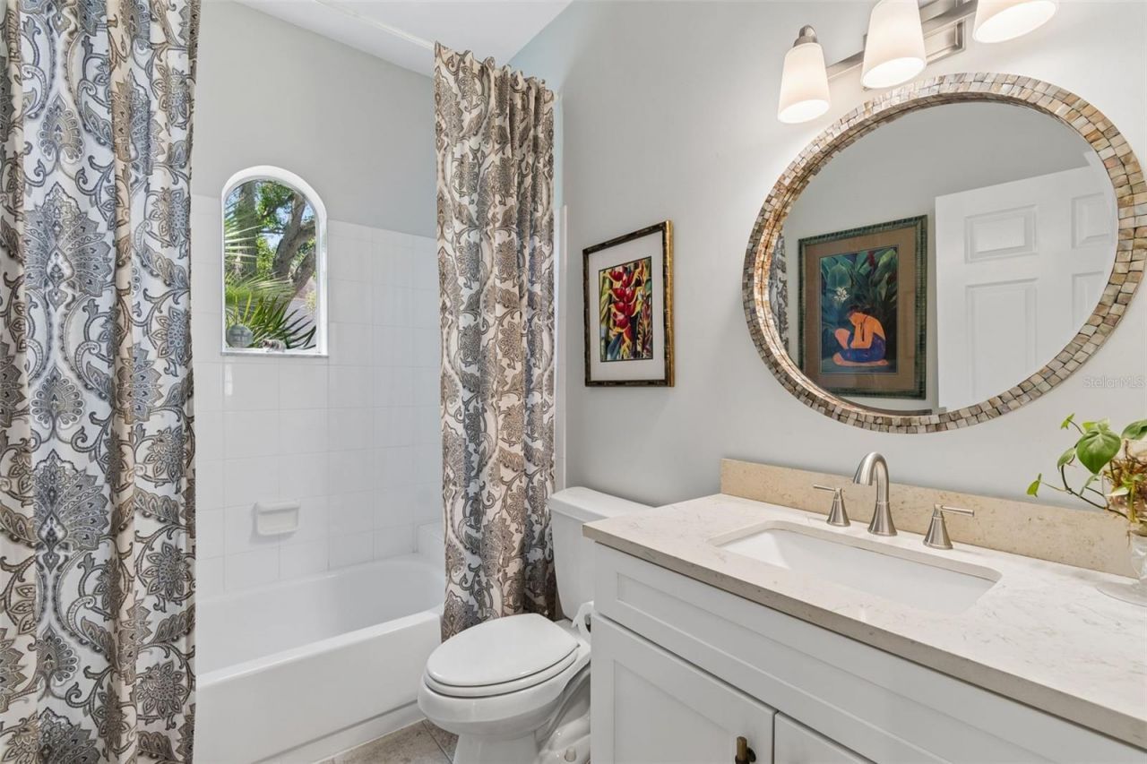 2941 W Bayshore Court, Tampa, FL 33611 Photo