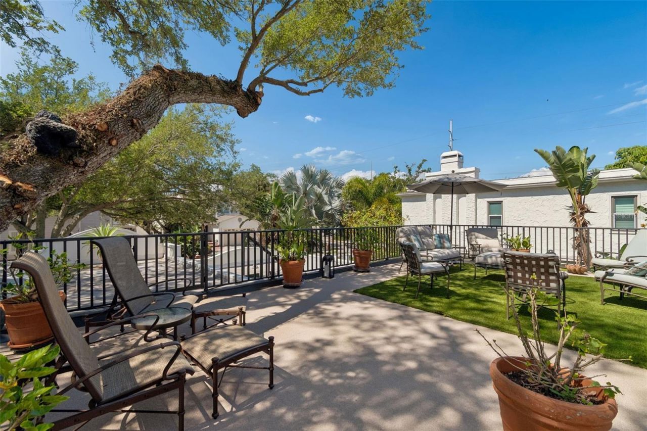 2941 W Bayshore Court, Tampa, FL 33611 Photo