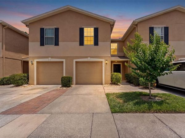 8421 EDGEWATER PLACE BOULEVARD, TAMPA, FL 33615