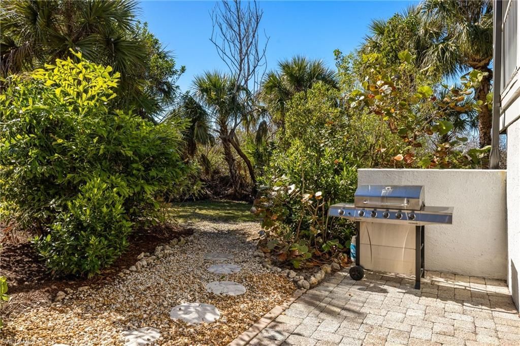974 Greenwood Ct S, Sanibel, FL 33957 Photo