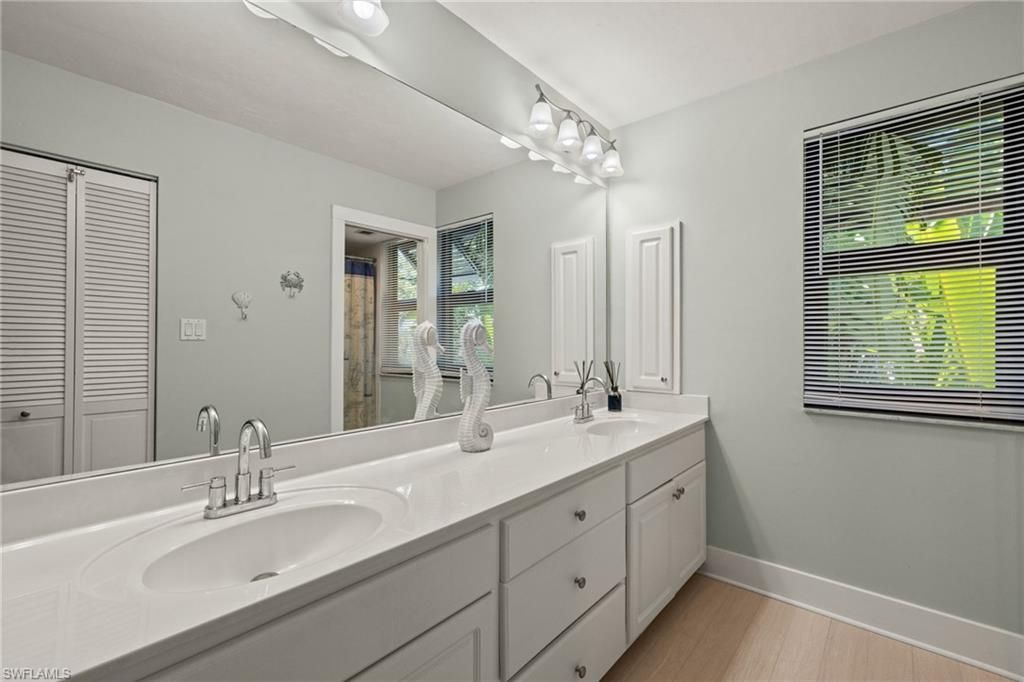 974 Greenwood Ct S, Sanibel, FL 33957 Photo