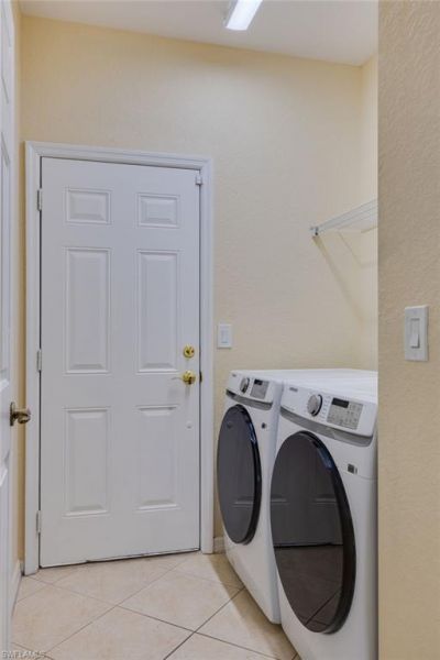 9967 Chiana Cir, Fort Myers, FL 33905 Photo