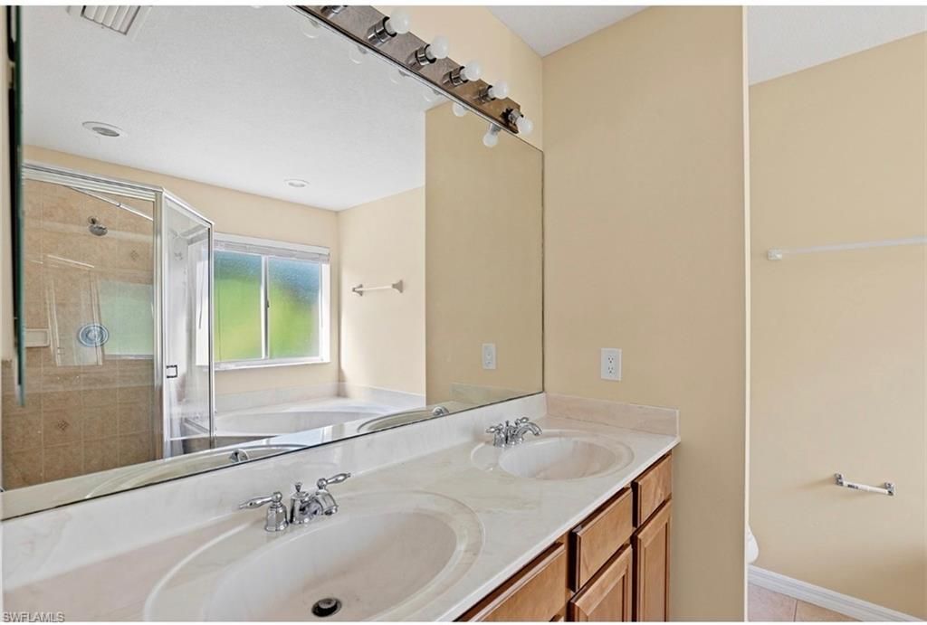 9967 Chiana Cir , Fort Myers, FL 33905 Photo