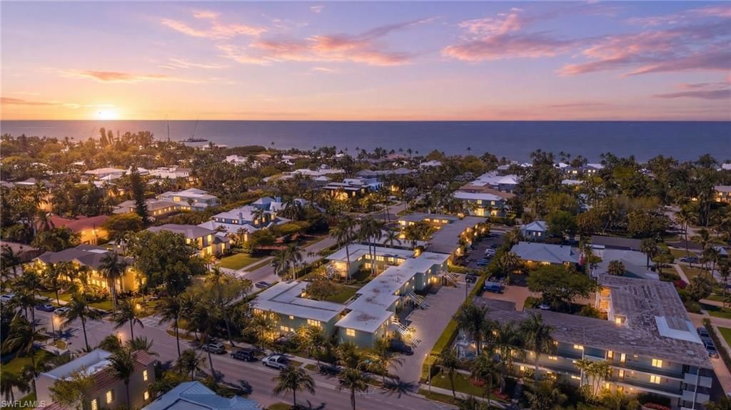 275 8th Ave S, Unit 275, Naples, FL 34102 Photo