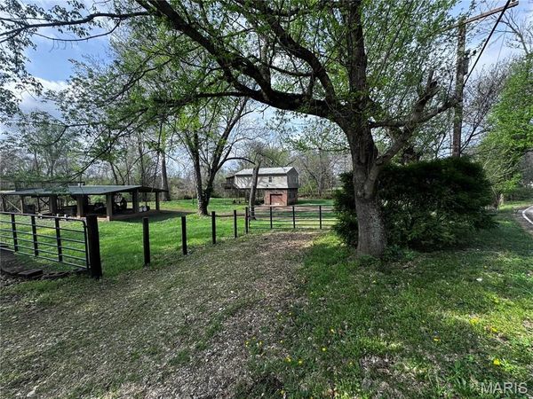7220 & 7218 Twin River Road, Eureka, MO 63025