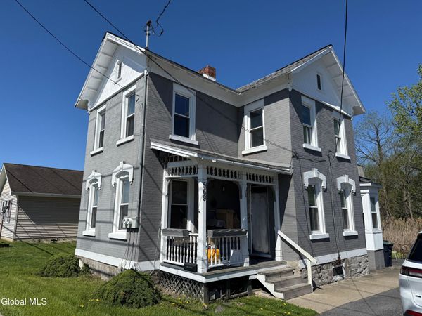 569 Hudson Avenue, Unit 2, Stillwater, NY 12170