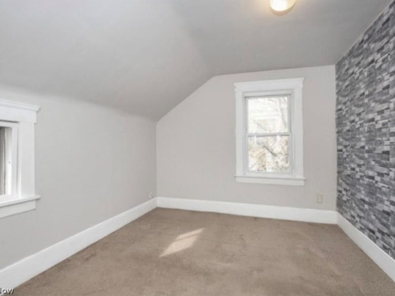 2219 Hood Avenue, Cleveland, OH 44109 Photo 10