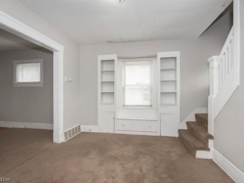2219 Hood Avenue, Cleveland, OH 44109 Photo 5