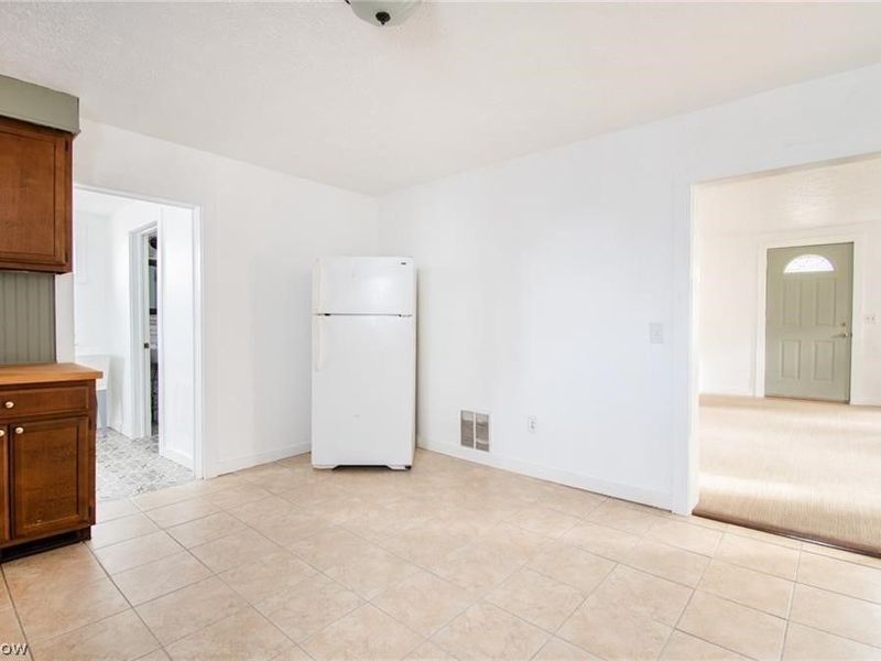 416 N Cedar Avenue, Niles, OH 44446 Photo 5
