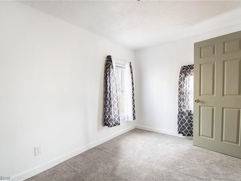 416 N Cedar Avenue, Niles, OH 44446 Photo 9
