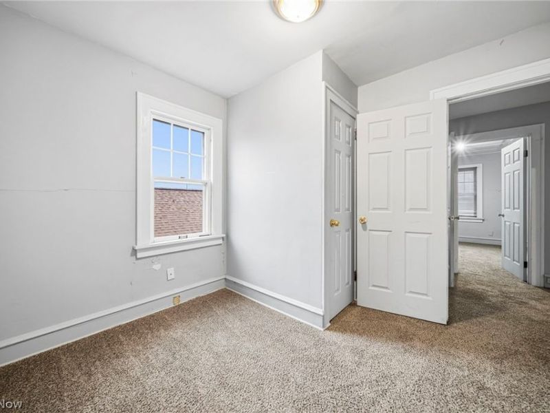8506 Jeffries Avenue, Cleveland, OH 44105 Photo 16