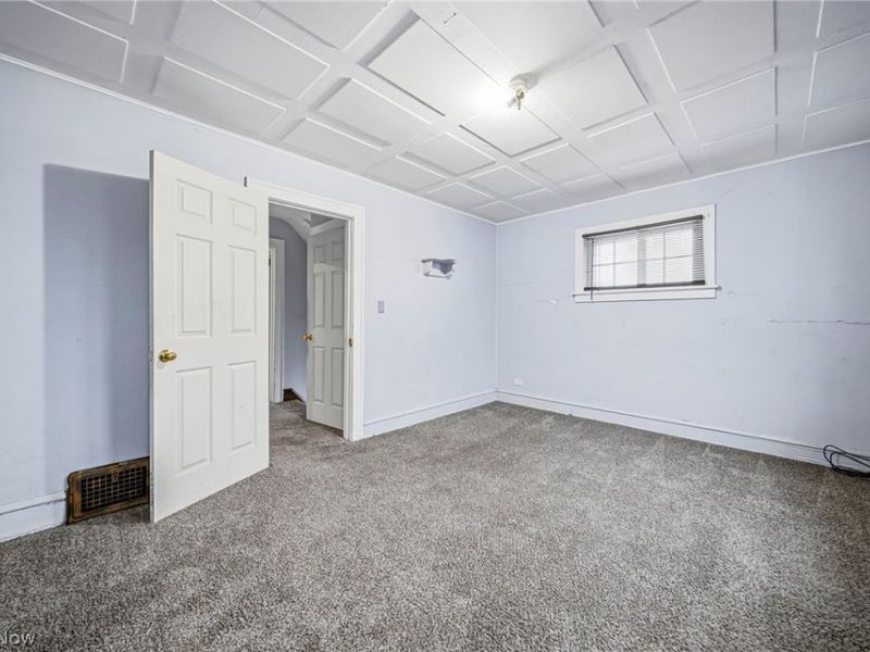 8506 Jeffries Avenue, Cleveland, OH 44105 Photo 23