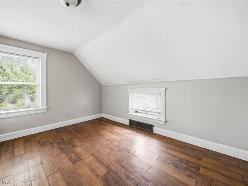 3658 E 55th Street, Cleveland, OH 44105 Photo 20
