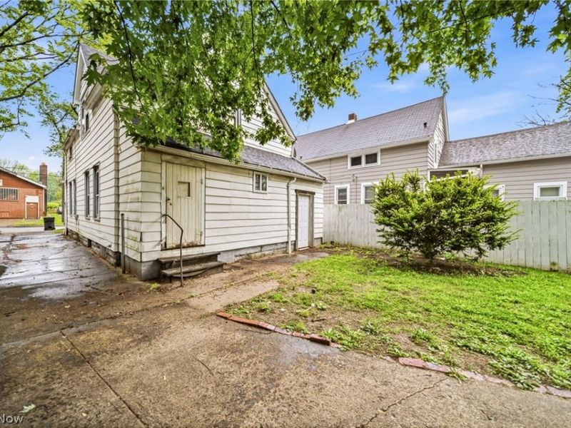 3658 E 55th Street, Cleveland, OH 44105 Photo 26