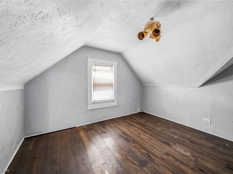 13504 Ashburton Avenue, Cleveland, OH 44110 Photo 35