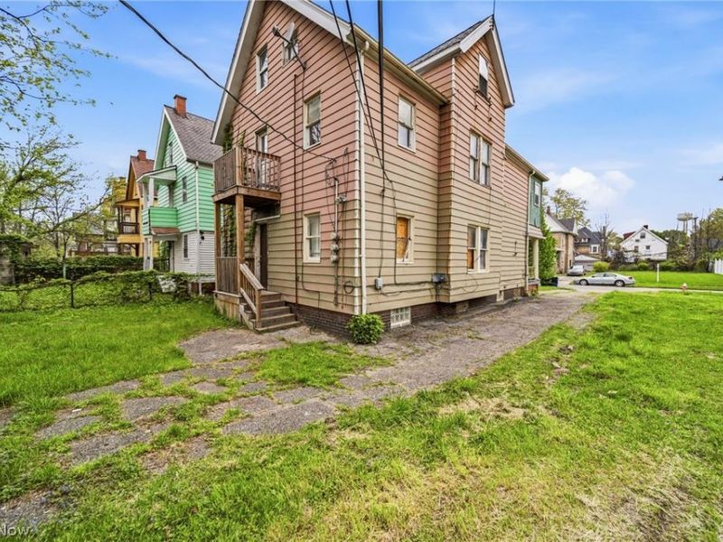 13504 Ashburton Avenue, Cleveland, OH 44110 Photo 42