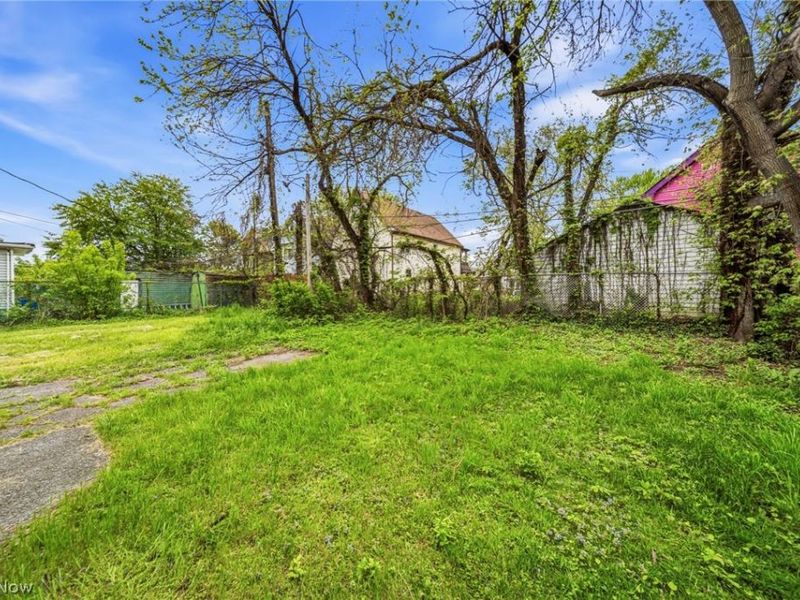 13504 Ashburton Avenue, Cleveland, OH 44110 Photo 43