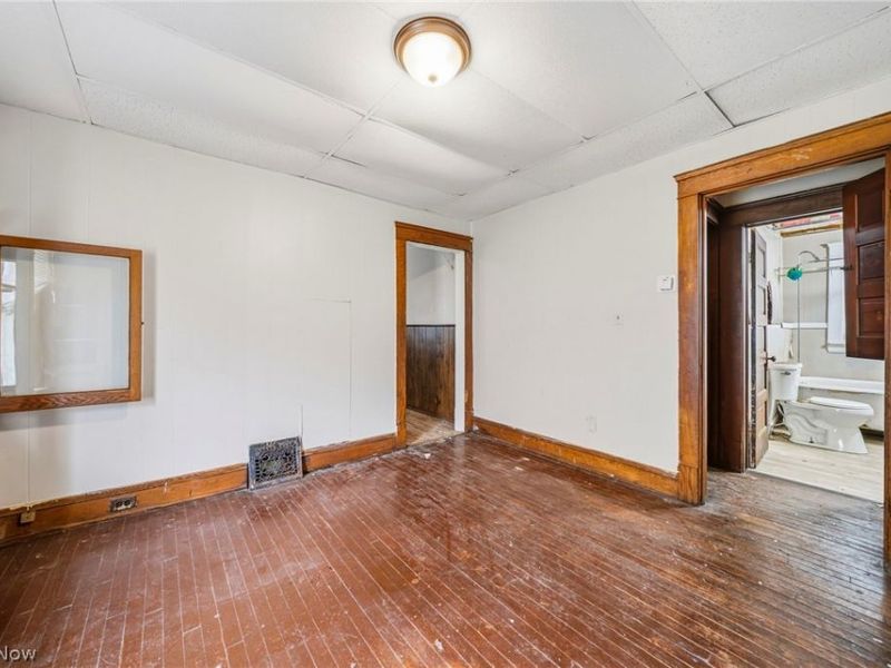 13504 Ashburton Avenue, Cleveland, OH 44110 Photo 7